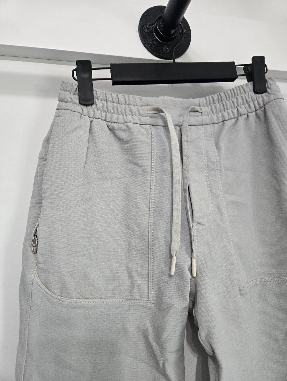 Lululemon ABC Jogger *DWR (Durable Water Repellent) Light Grey Color. Mens XS - Picture 2 of 6